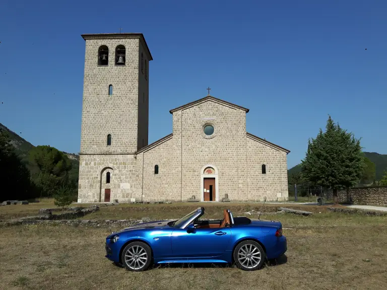 Fiat 124 Spider Molise - 26