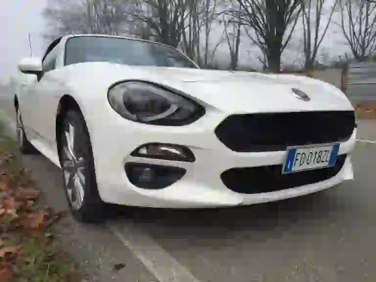 Fiat 124 Spider: prova su strada - 11