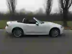 Fiat 124 Spider: prova su strada - 23