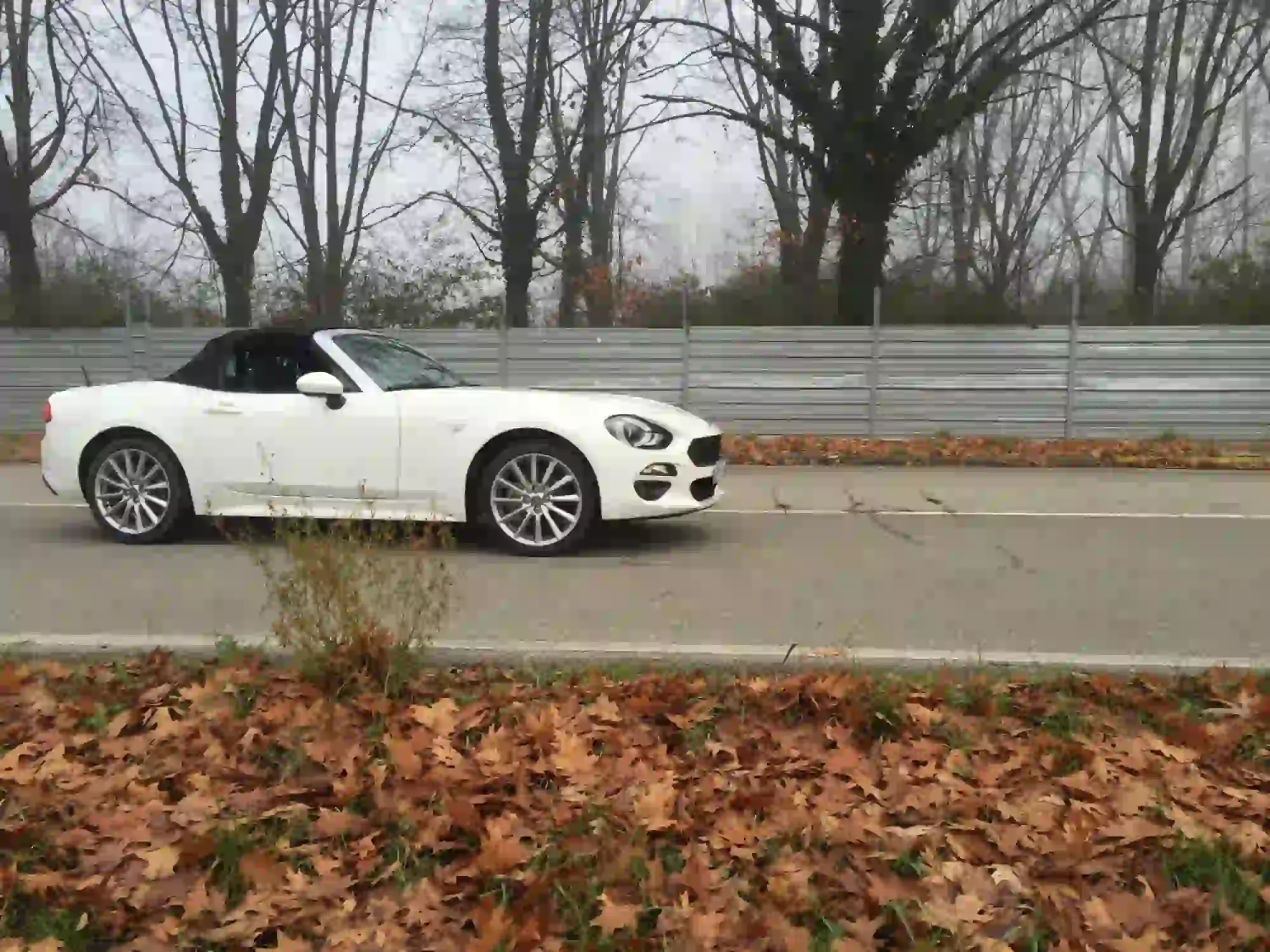 Fiat 124 Spider: prova su strada - 24