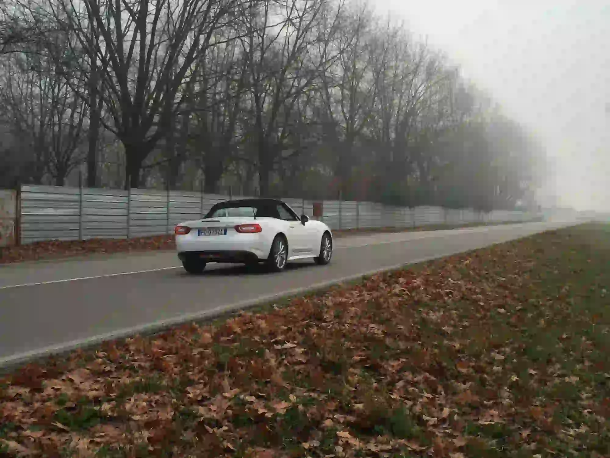 Fiat 124 Spider: prova su strada - 26