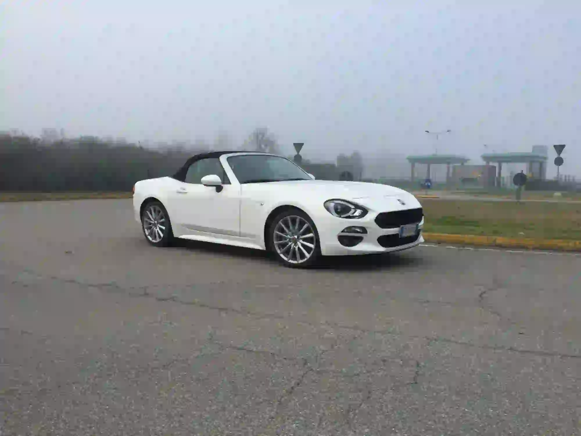 Fiat 124 Spider: prova su strada - 37