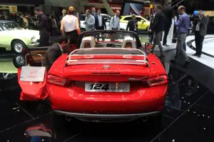 Fiat 124 Spider - Salone di Ginevra 2016 - 4