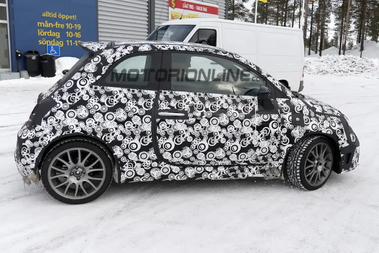 Fiat 500 Abarth 2016 - Foto spia 10-03-2016 - 5