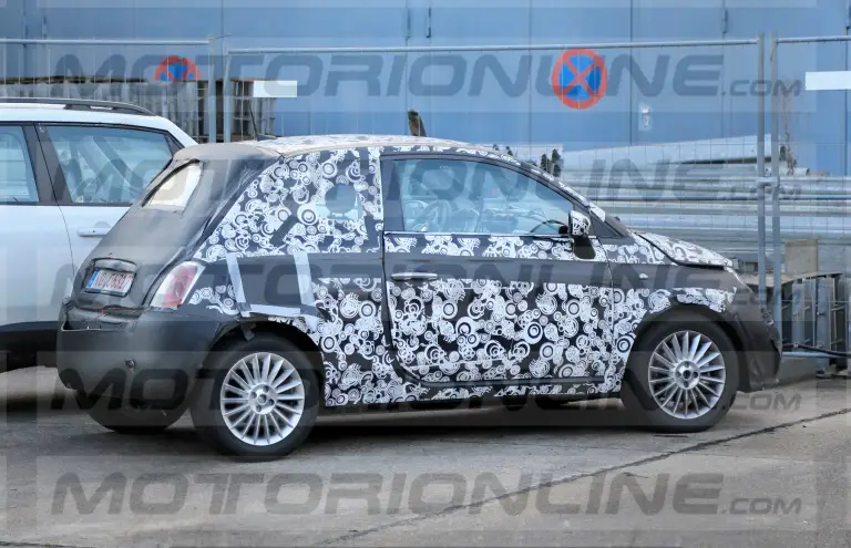 Fiat 500 elettrica - le foto spia ufficiali - 21