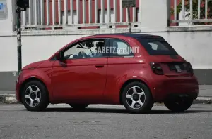 Fiat 500 Elettrica rossa