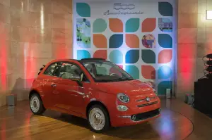 Fiat 500 francobollo celebrativo 60 anni - 13