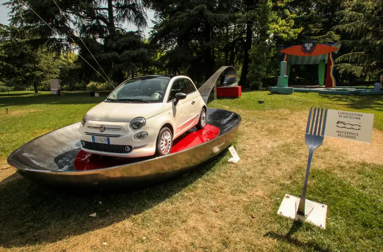 Fiat 500 - Guinness World Record - 14