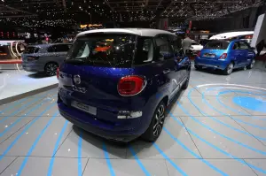 Fiat 500 L Mirror (foto live) - Salone di Ginevra 2018 - 6
