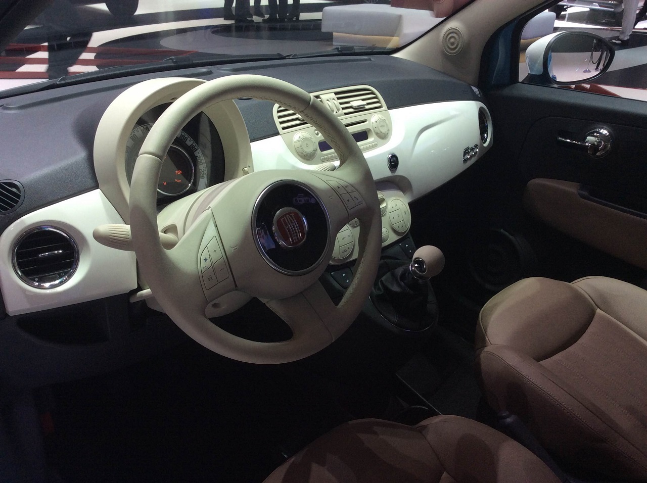 Fiat 500 Vintage 57 - Salone di Ginevra 2015 - 3/6