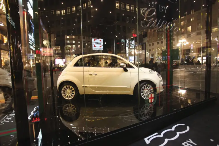 Fiat 500C by Gucci Milano San Babila - 5