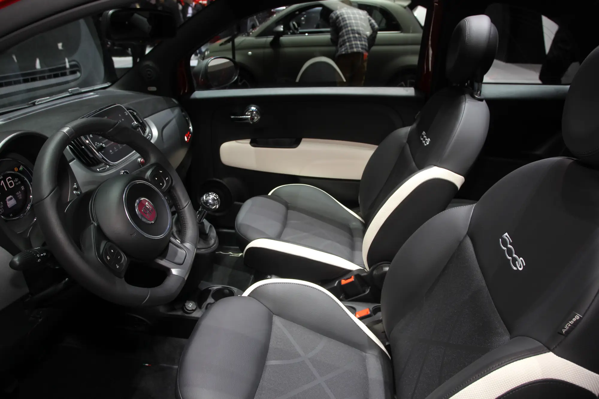 Fiat 500C S - Salone di Ginevra 2016 - 8