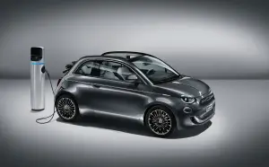 Fiat 500e Elettrica - Prime Foto Ufficiali