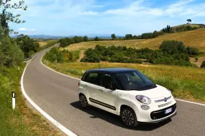 Fiat 500L - Nuove foto ufficiali