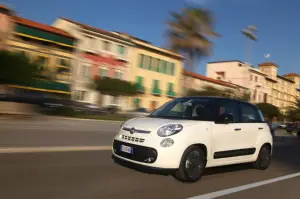 Fiat 500L - Nuove foto ufficiali - 13