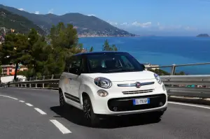 Fiat 500L - Nuove foto ufficiali - 14