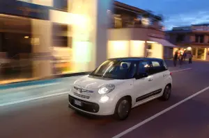 Fiat 500L - Nuove foto ufficiali - 19