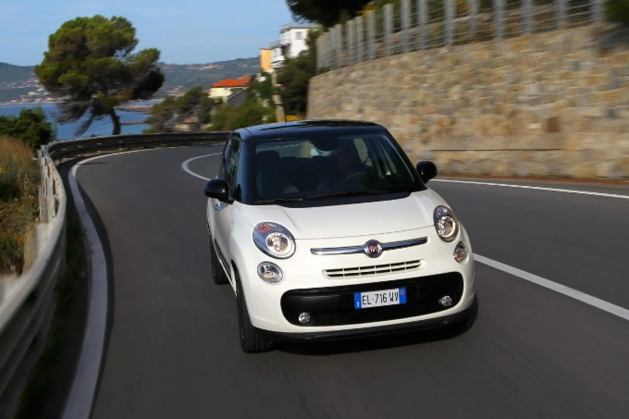 Fiat 500L ufficiale - 4