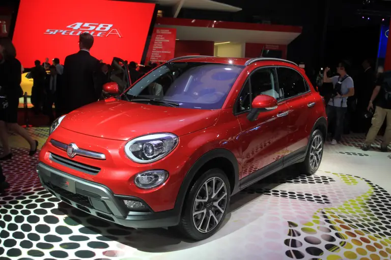 Fiat 500x Foto Live - Salone di Parigi 2014 - 30