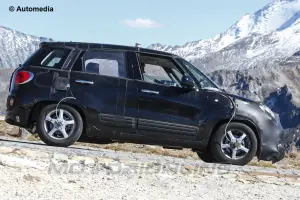Fiat 500X - Foto spia 03-10-2013 - 3