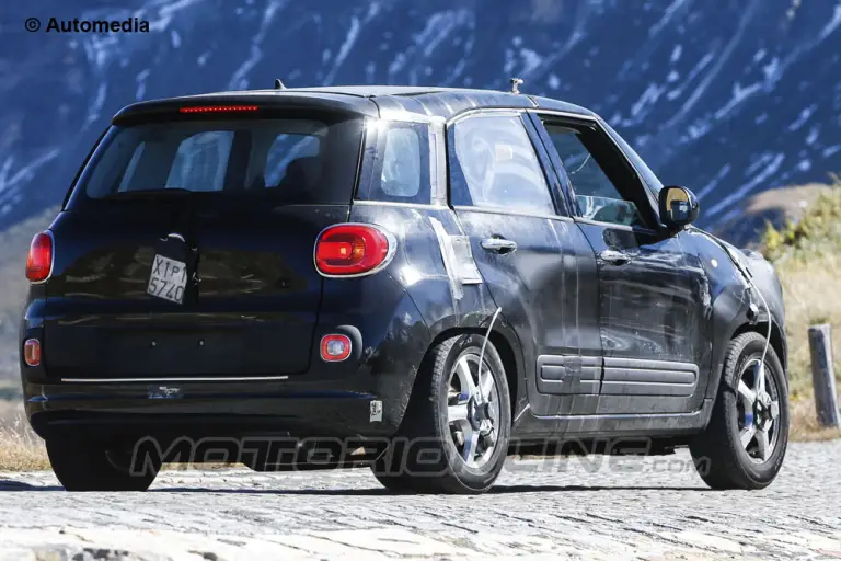 Fiat 500X - Foto spia 03-10-2013 - 5