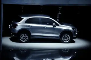 Fiat 500X SUV immagini - 1