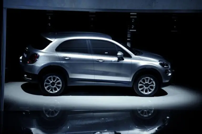 Fiat 500X SUV immagini - 1