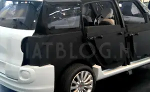 Fiat 500XL foto spia