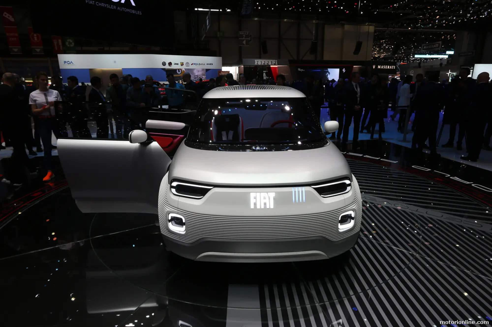 Fiat Centoventi Concept Foto Live - Salone di Parigi 2019 - 10