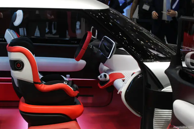 Fiat Centoventi Concept Foto Live - Salone di Parigi 2019 - 16