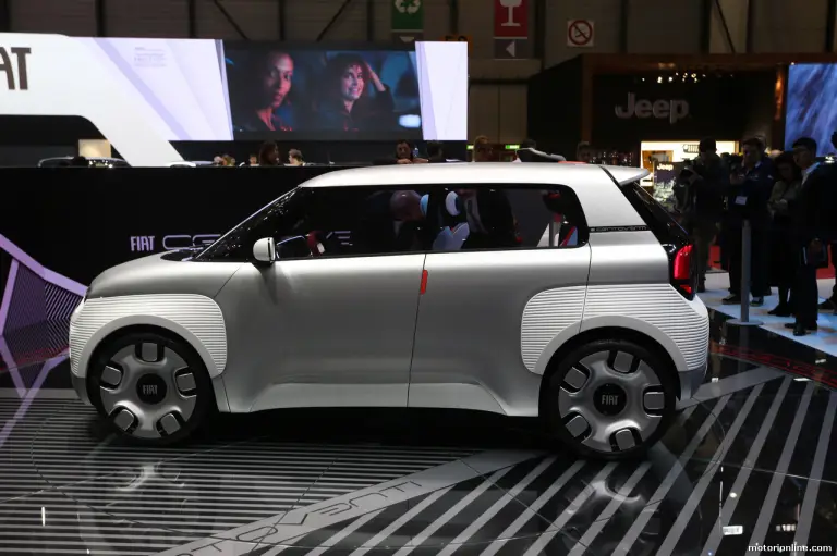 Fiat Centoventi Concept Foto Live - Salone di Parigi 2019 - 18