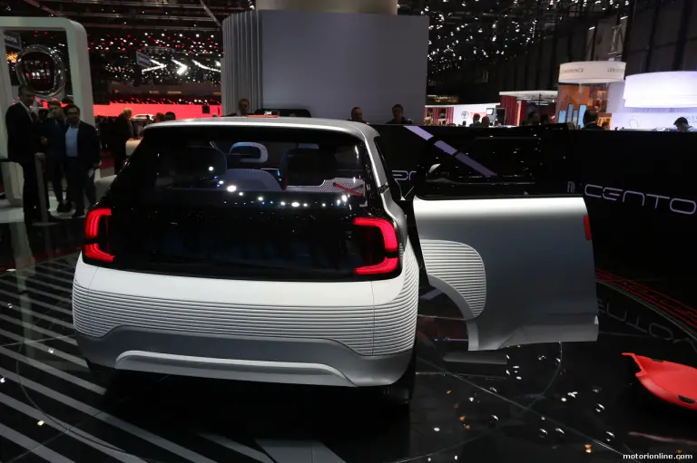 Fiat Centoventi Concept Foto Live - Salone di Parigi 2019 - 21