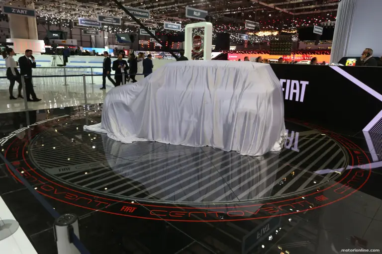 Fiat Centoventi Concept Foto Live - Salone di Parigi 2019 - 25
