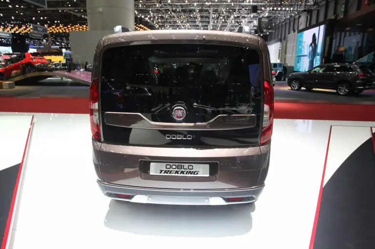 Fiat Doblo Trekking - Salone di Ginevra 2015 - 4