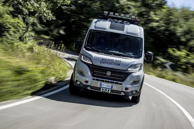 Fiat Ducato 4x4 Expedition - 12
