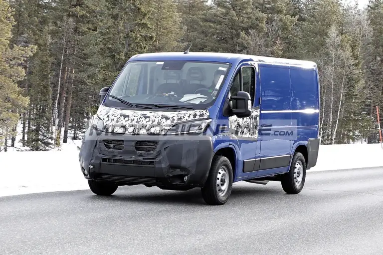 Fiat Ducato - Foto spia 23-3-2021 - 5