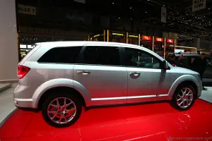 Fiat Freemont Ginevra 2011 - 24