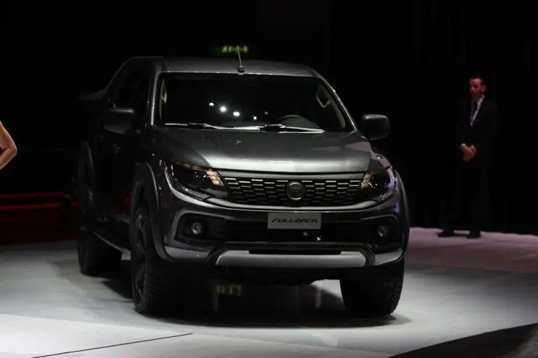 Fiat Fullback foto live - Salone di Ginevra 2016 - 2