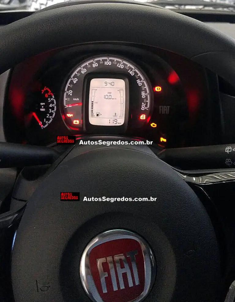 Fiat Mobi - Foto spia 30-03-2016 - 4