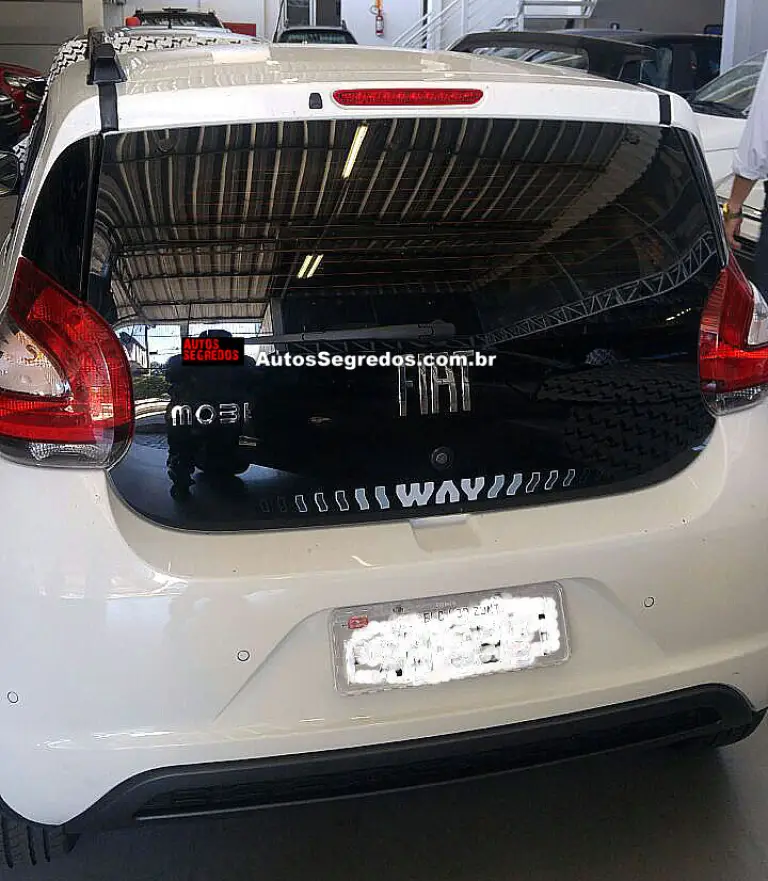 Fiat Mobi - Foto spia 30-03-2016 - 5