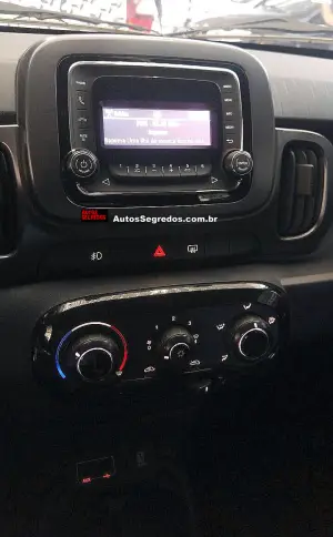 Fiat Mobi - Foto spia 30-03-2016
