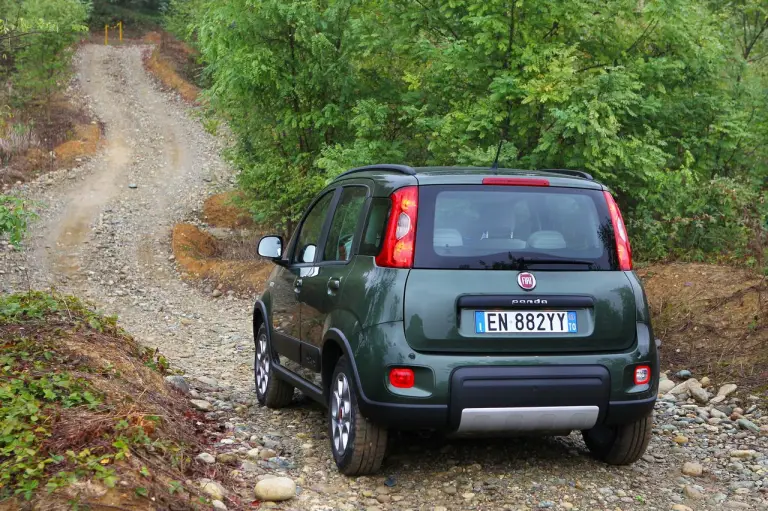 FIAT Panda 4x4 e FIAT Panda Trekking - Test Drive - 2012 - 2