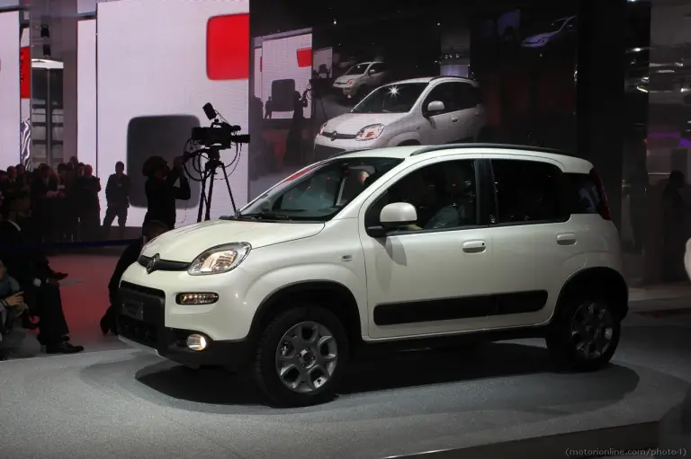 Fiat Panda 4x4 - Salone di Parigi 2012 - 16