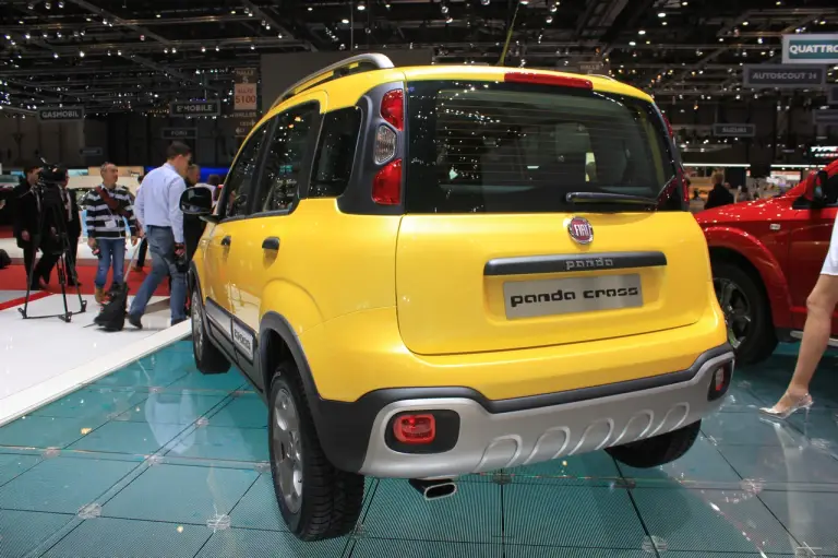 Fiat Panda Cross - Salone di Ginevra 2014 - 4