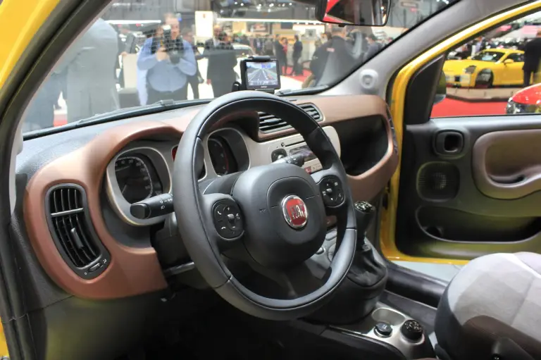 Fiat Panda Cross - Salone di Ginevra 2014 - 5