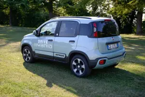 Fiat Panda Hybrid City Cross a metano - Foto ufficiali