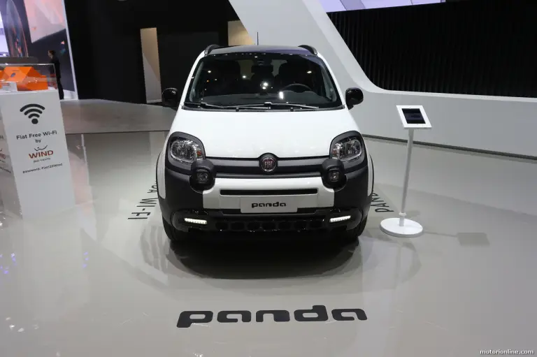 Fiat Panda WIFI - Salone di Ginevra 2019 - 8