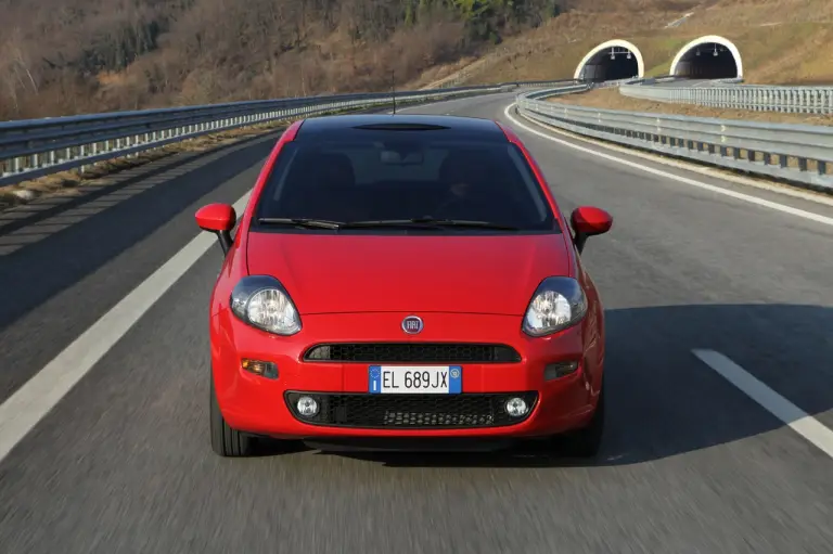 FIAT Punto 2012 - Galleria 2 - 11