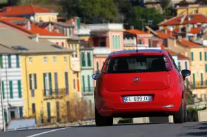 FIAT Punto 2012 - Galleria 2 - 19