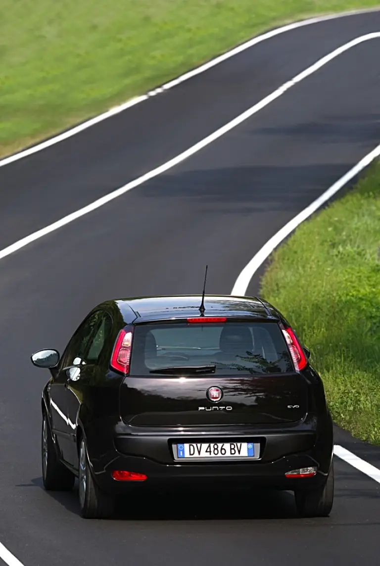 Fiat Punto Evo: nuove foto ufficiali - 10